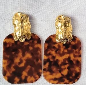 Chunky Saint Laurent Organique Turtle Shell Post Earrings